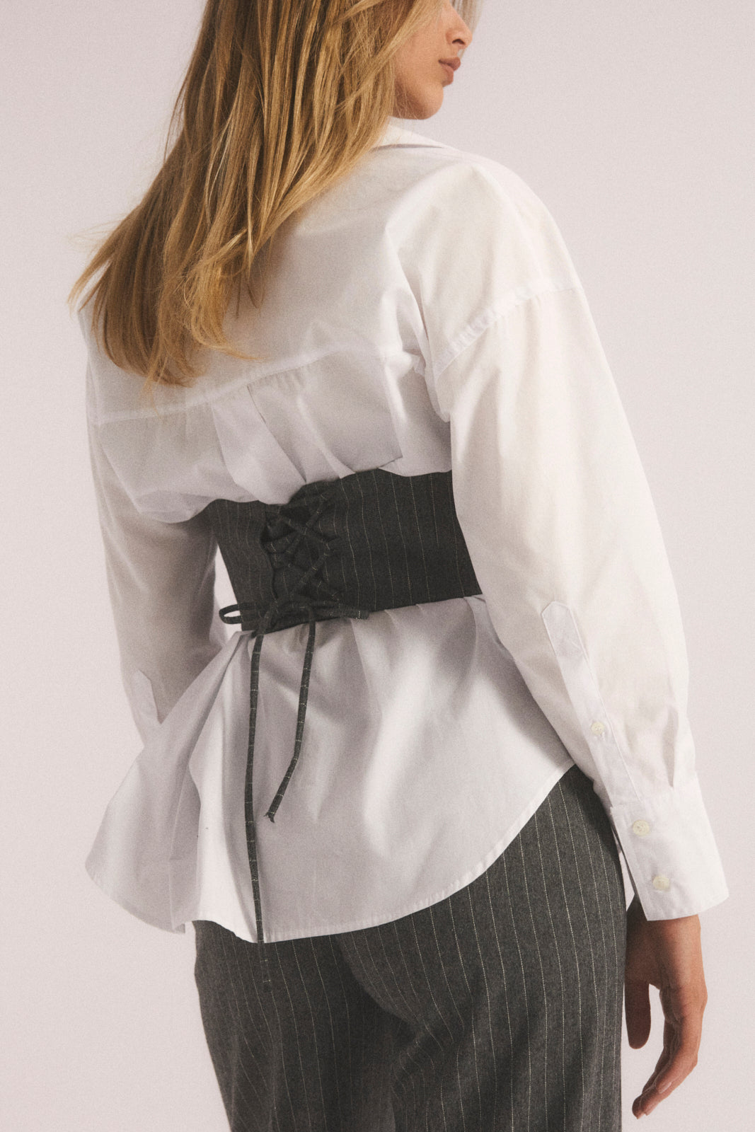 Bossy kiss corset belt