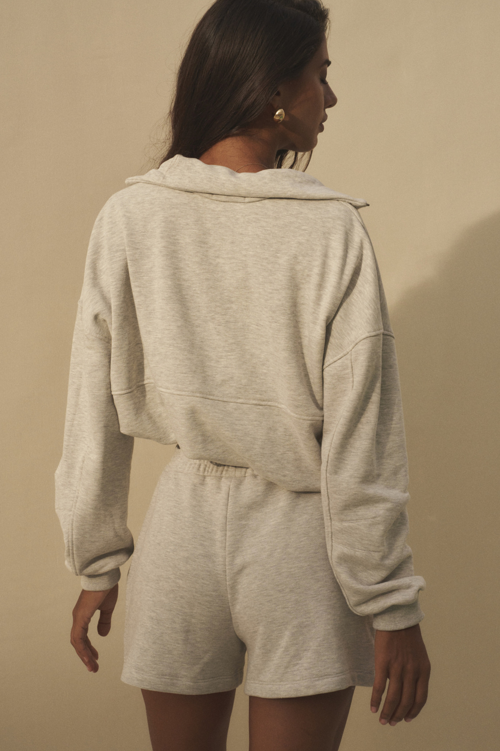 VENUS ZIP GRAY