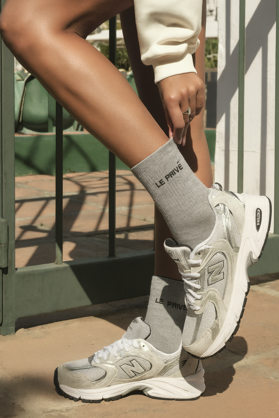 LE PRIVE SOCKS GRAY