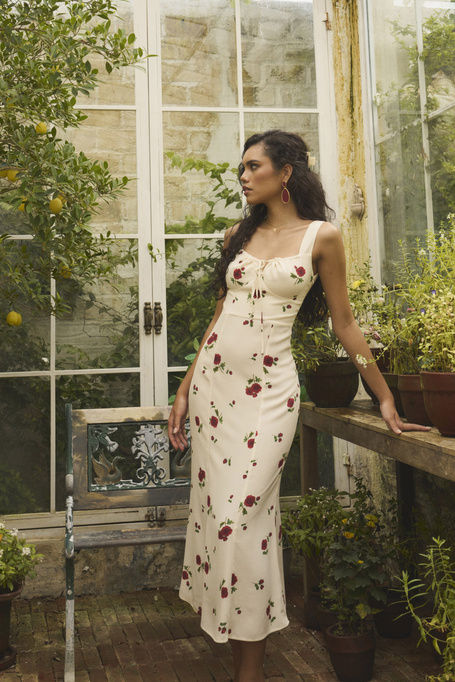 KAIA ROMANTIC ROSE